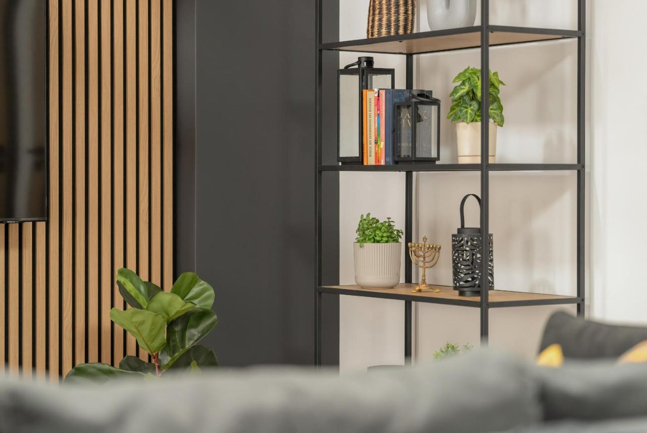 Komeda Apartment Hidden In Poznan Old Town By Noclegi Renters 외부 사진